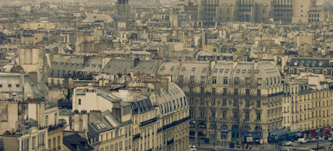 alexander-XSl6VEp7LFg-unsplash-paris